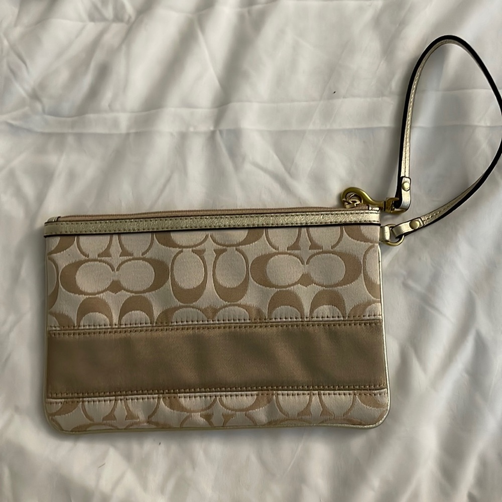 COACH LARGE WRISTLET